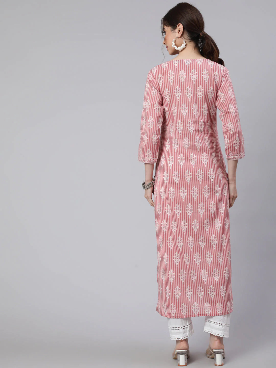 Pink Printed Straight Kurta With Three Quarter Sleeves